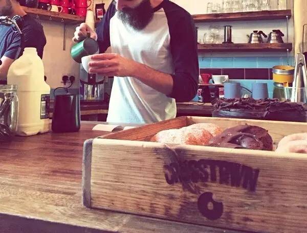 英国街头这些零食好吃不贵，你在国外留学一定要好好照顾自己