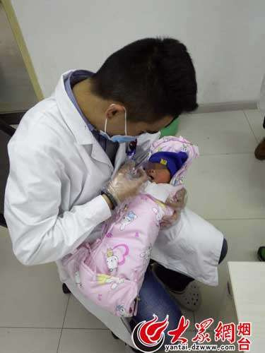 产科男医生领养弃婴,产科男医生捡到心脏病弃婴