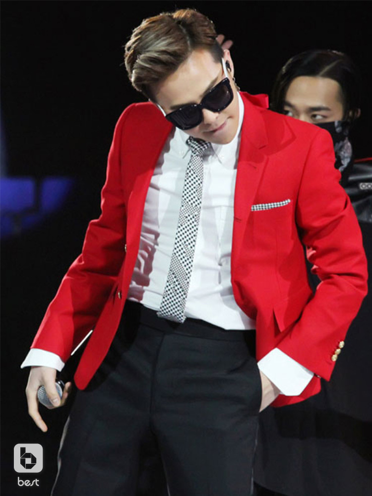 权志龙穿出嘻哈风的鞋子,权志龙hiphop同款外套