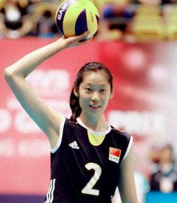 卡塔尔世界杯中国队员张玉宁,张玉宁卡塔尔比赛视频