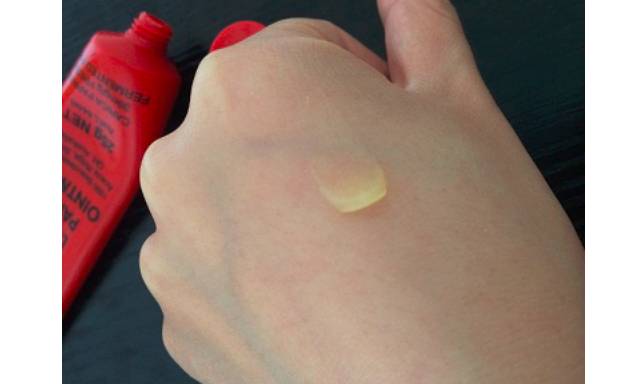 14款常见的润唇膏测评,12款网红唇膏大测评