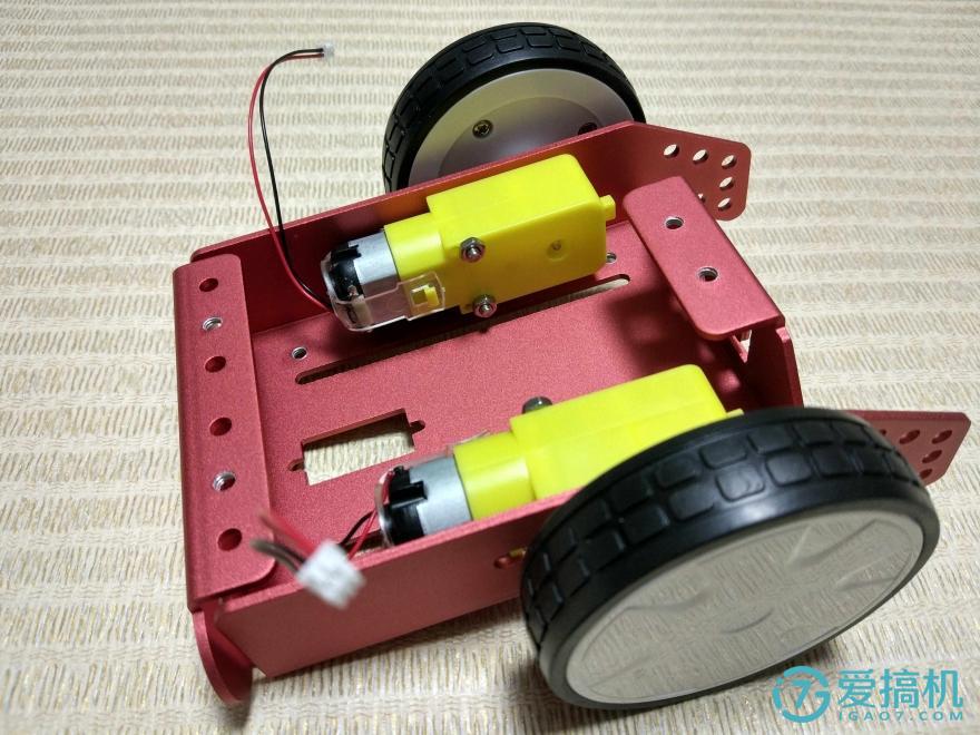 动脑机器人,机器人动手又动脑