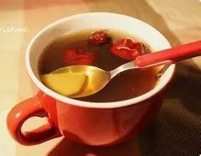 温暖又高级的冬日穿搭指南,你值得更好的高级点怎么说