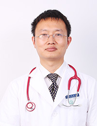 小儿反复肺部感染,小孩肺部感染反复发烧该如何治疗