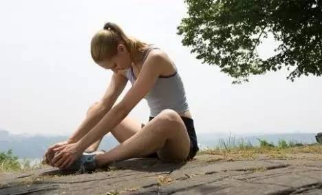 健身拉伸的正确方法和注意事项,健身拉伸的正确方式