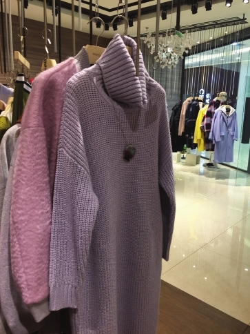 嘘，入手这几款毛衣才有型