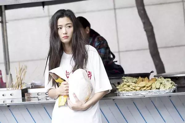 全智贤蓝色大海的传说同款外套,蓝色海洋的传说全智贤穿搭