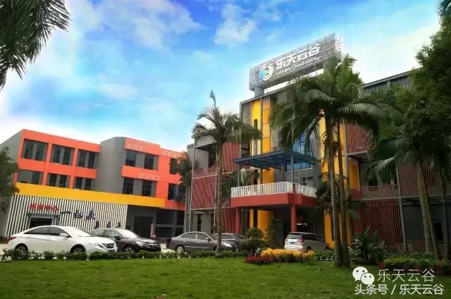 burberry丝绒25号唇釉,burberry唇釉试色