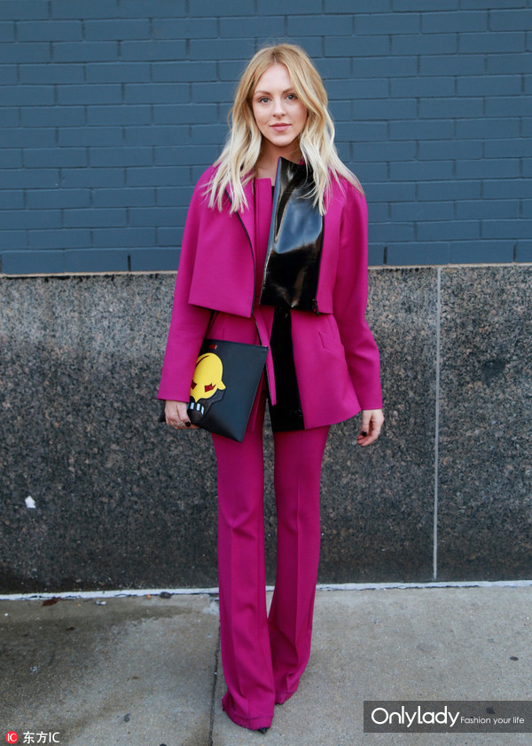 2020年流行色太蓝了附配色表,时尚配色什么颜色好看