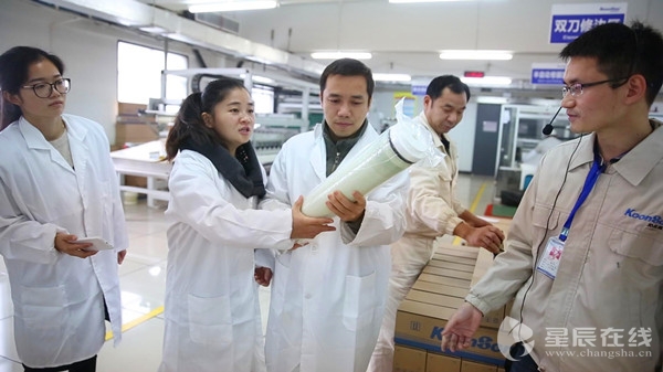 穿越长沙神秘地带:沁森高科将2微米的厚度做到极致