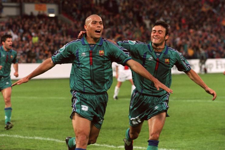 巴萨历史十大好看球衣,盘点巴萨所有球员