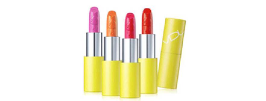 这些少女心爆棚的樱花系美妆品,适合少女的美妆大牌