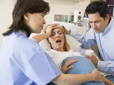 三胎临产12小时前的征兆有哪些,临产前的10个真实征兆