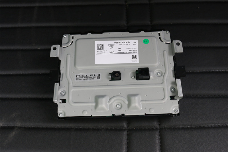 新款保时捷macan导航主机在哪里,2019保时捷macan触摸屏导航功能