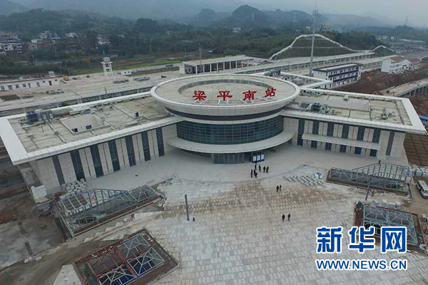 渝万高铁到忠县过石柱站,渝万高铁东线