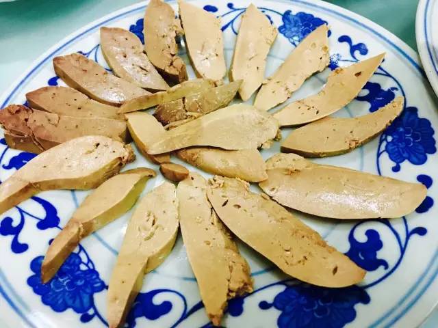 「美食探店」这家等吃鸭子的人天天都排到了胡同口,真的这么美味?