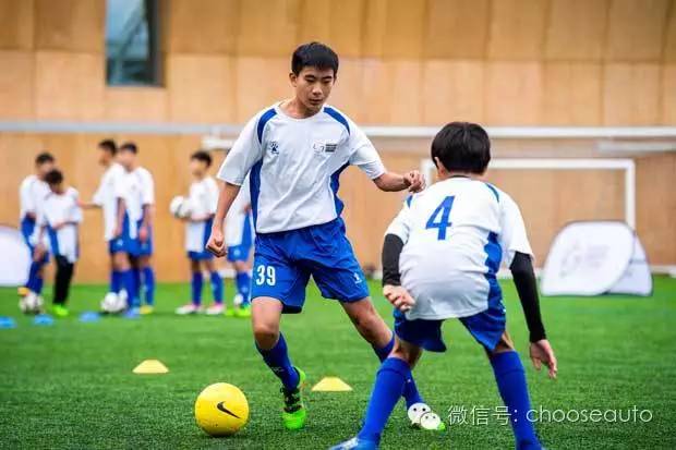 《蓝河说车》造车与足球的哲学