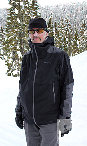 滑雪服品牌推荐单板,ak滑雪服什么品牌