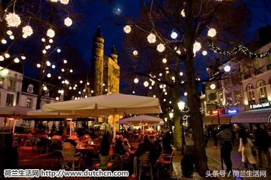 荷兰马斯特里赫特的“魔法圣诞”集市开幕啦！