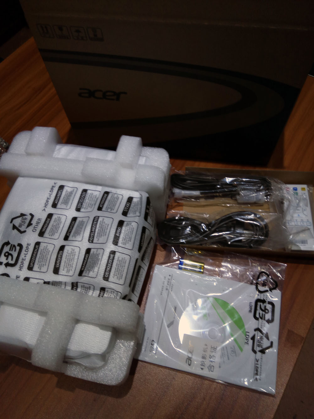 宏碁p1185投影仪怎么连苹果手机,宏碁投影仪x1173a