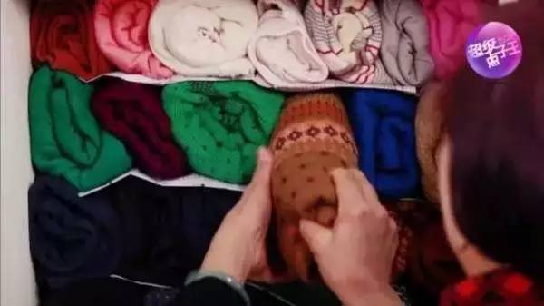 衣柜太小衣服又多怎么整理,生活小妙招衣柜小怎样放更多衣服