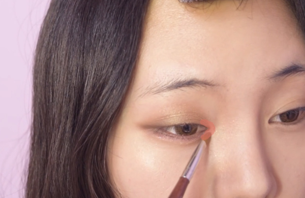 眼睛小鼻梁塌怎么办,鼻子大鼻梁塌怎么办科学方法