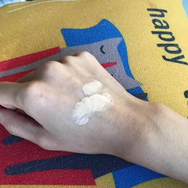 植村秀臻萃养肤洁颜油使用方法,植村秀臻萃养肤洁颜油图片