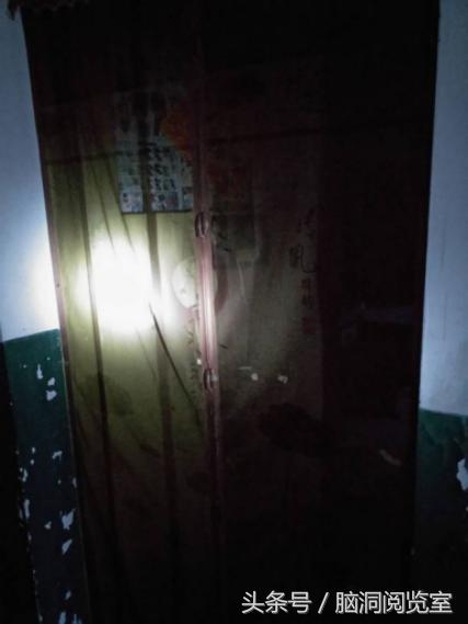 七大网红探索废弃恐怖精神病院,四川龙泉废弃精神病院