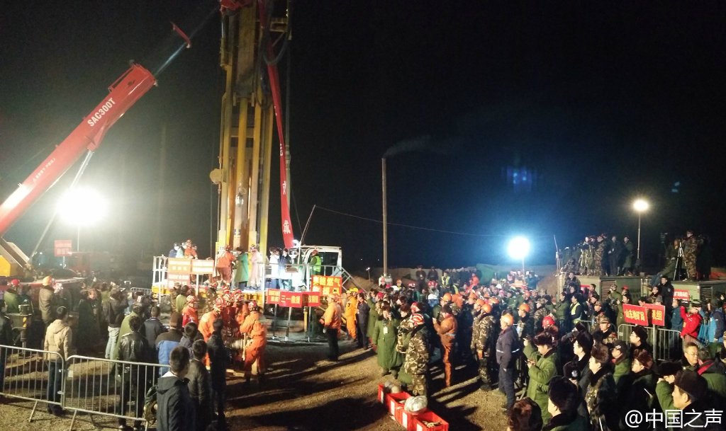 亲历者讲述惊魂一刻,亲历者讲述煤矿坍塌瞬间