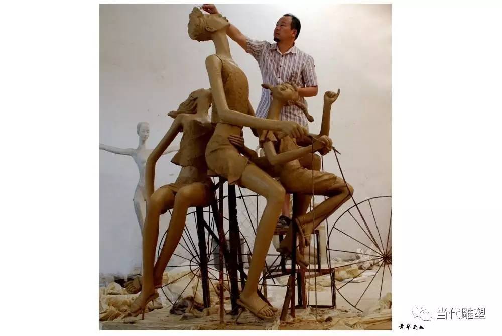 雕塑家章华,青春之歌章华雕塑作品展览