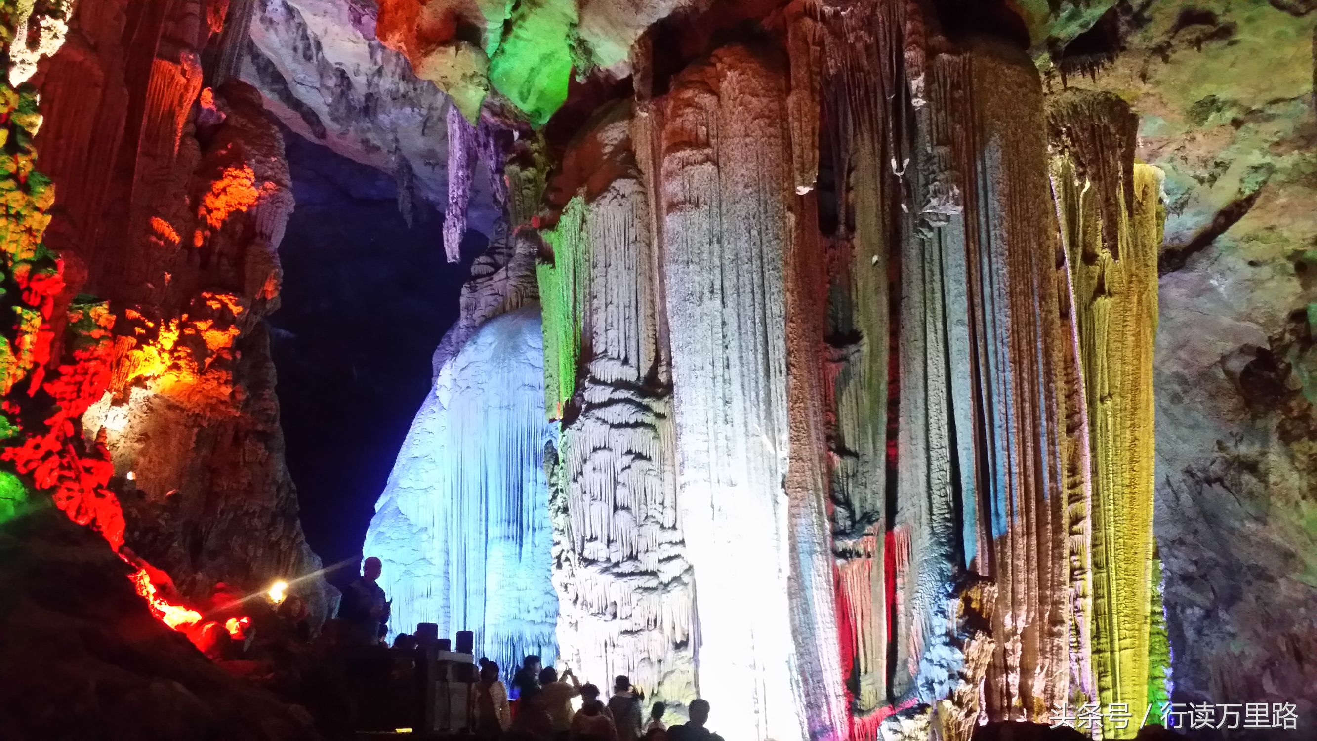 喀斯特地貌溶洞银子岩,来一场真正的喀斯特地下溶洞探究