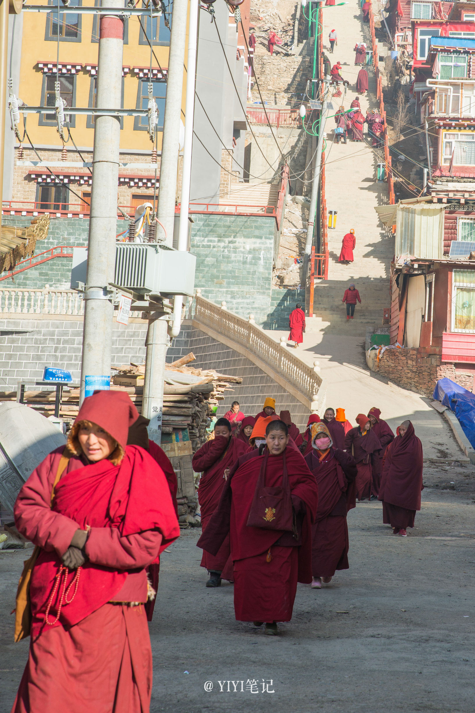 色达的冬天的美景,冬天的色达