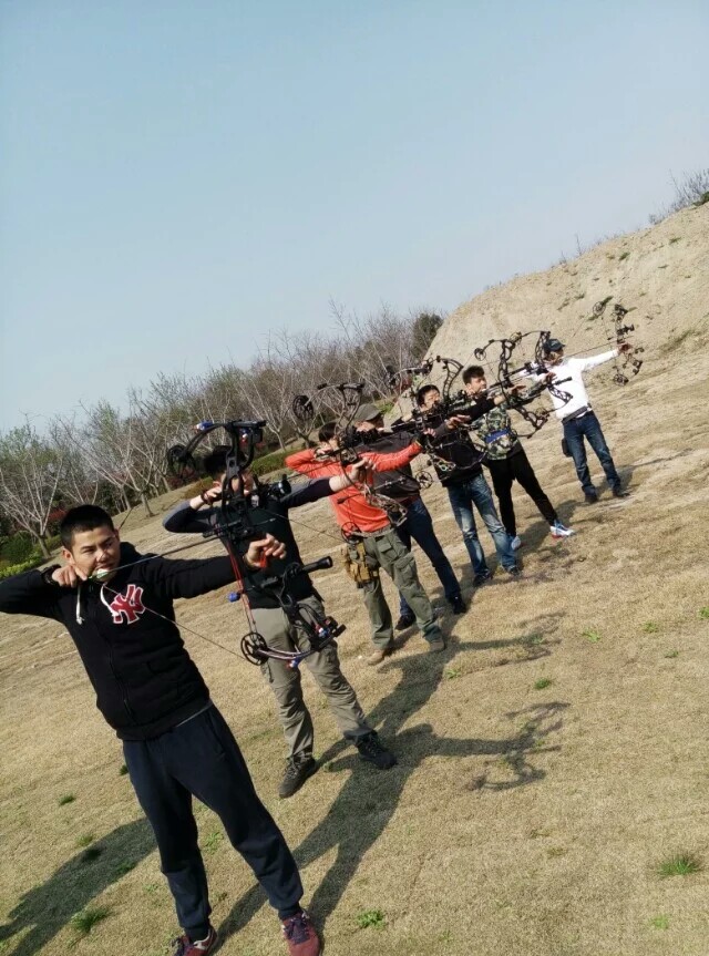 狩猎型现代复合弓,狩猎复合弓有必要用平衡杆吗