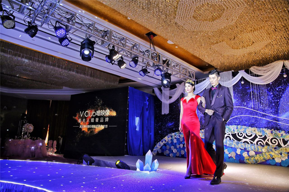 鎬︾劧鏄熷姩澶у,鎬︾劧鏄熷姩濠氱罕