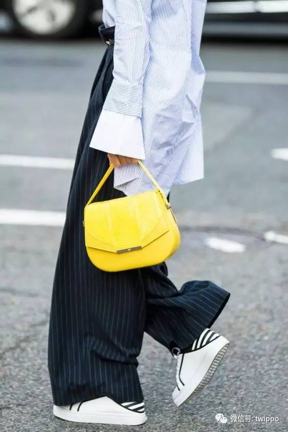 打造自己的胶囊衣橱需要什么单品,春季胶囊衣橱30件必备基础单品