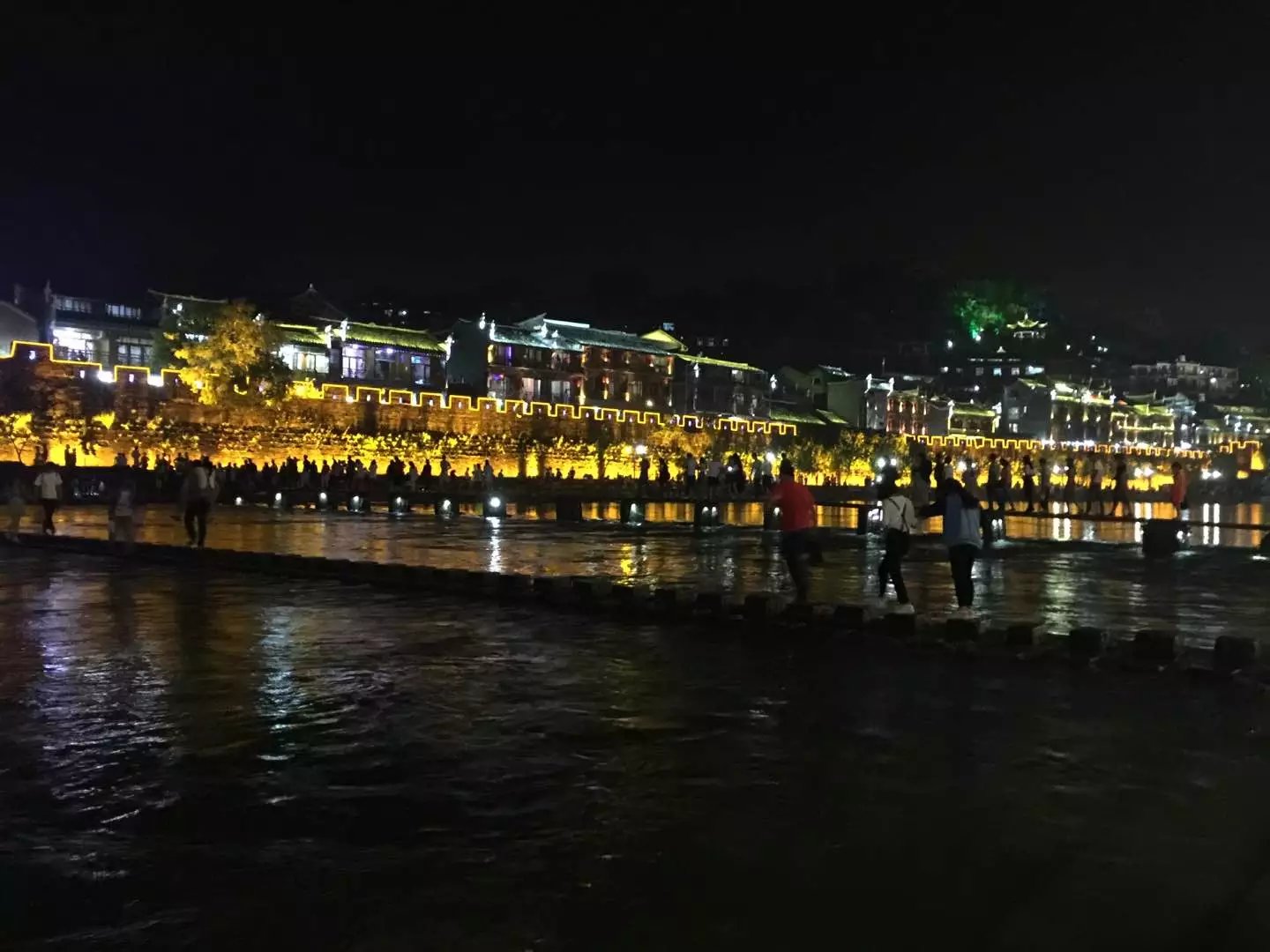 记录湘西凤凰快乐之旅,一天两晚的凤凰之旅完美结束