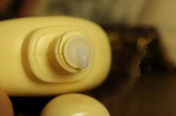 推荐给大家一款好用的护肤品,推荐一下最近很火的护肤品