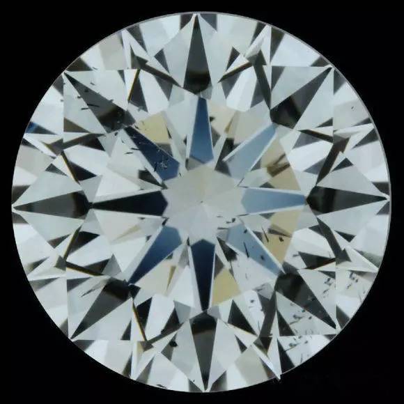 钻戒越戴越暗是真的吗,真钻戒会不会闪闪发亮