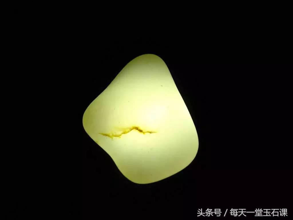 如何鉴别玉的优劣,怎么辨别玉的真假与优劣