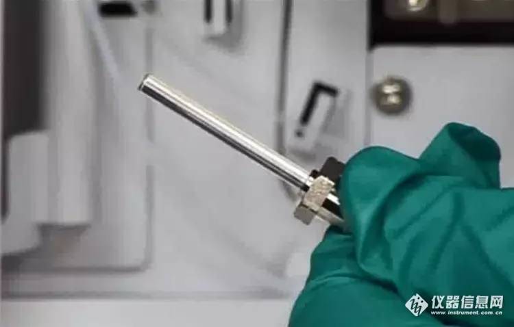 喷涂机柱塞杆密封圈更换步骤视频,怎样安装柱塞杆上密封圈