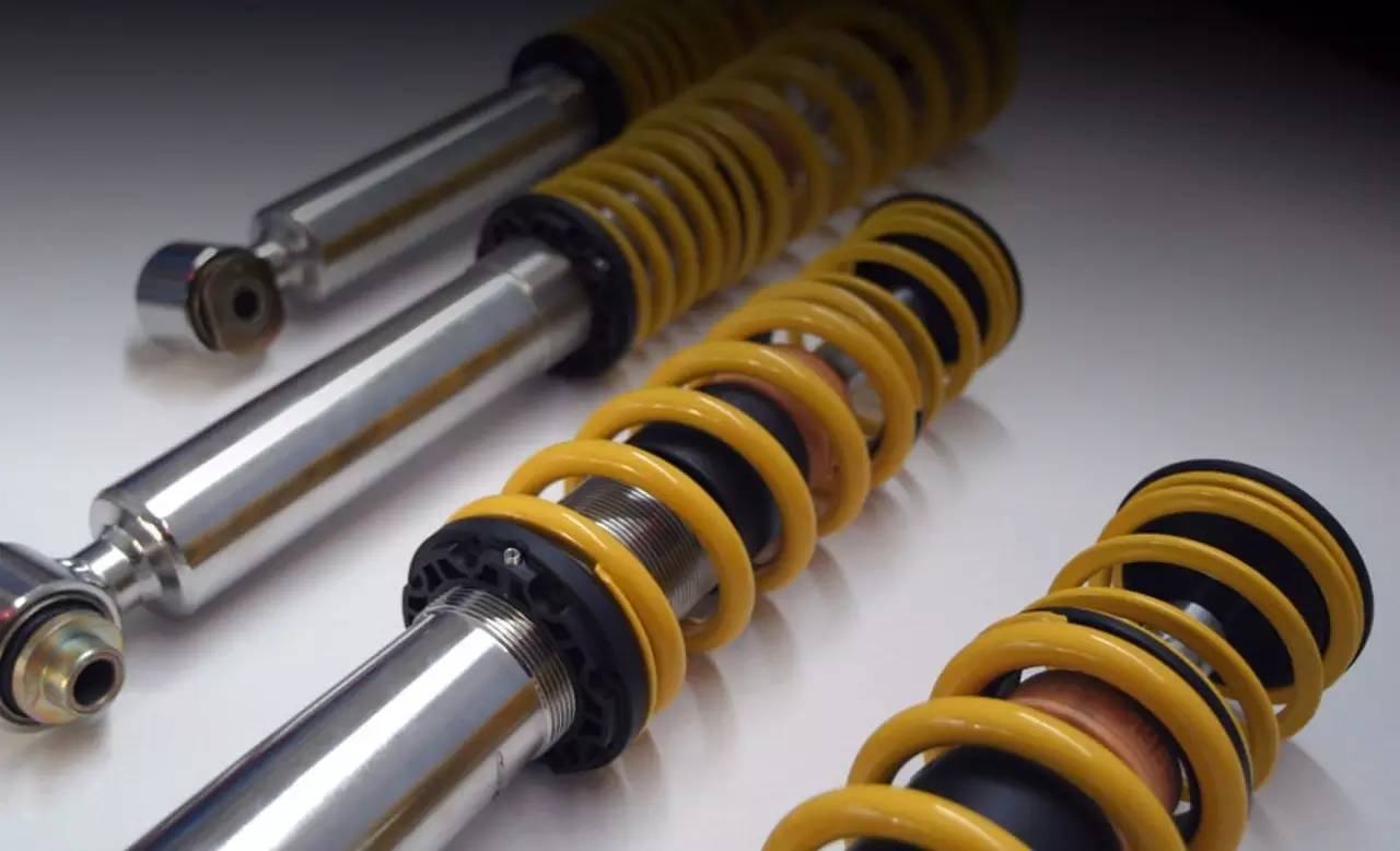 新款宝马m4与老款m4赛道测试,最速敞篷车宝马m4convertible