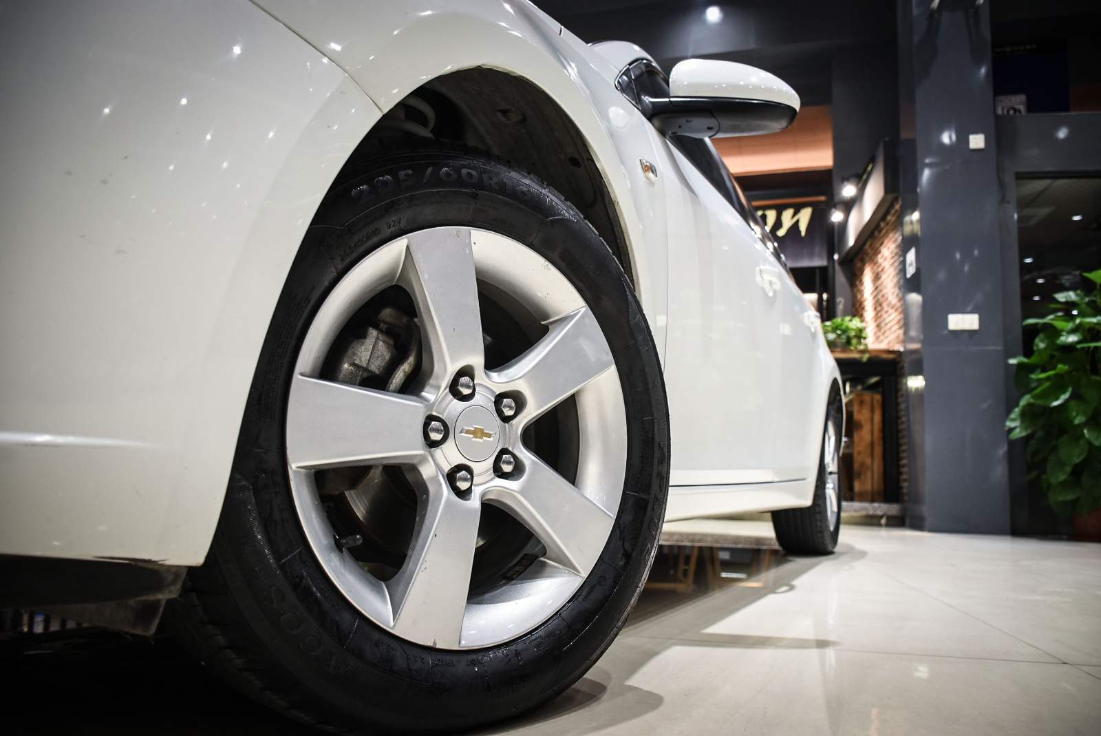 雪佛兰科鲁兹2013款1.6LSL天地版AT东莞版