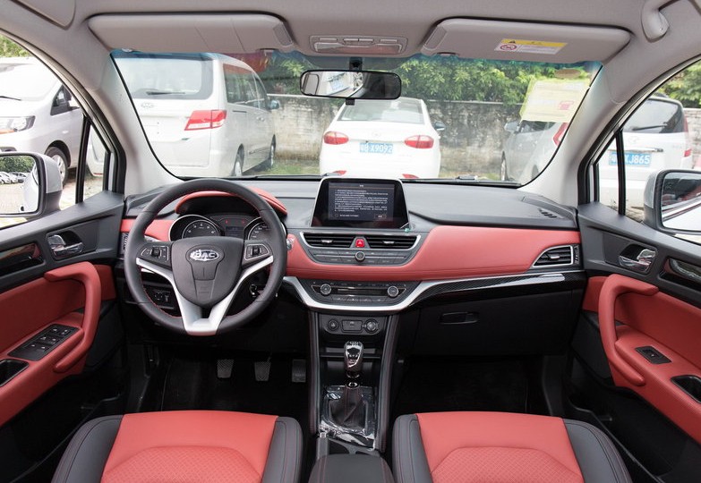 6万元代步时髦SUV推荐BYD元东南DX3瑞虎3X瑞风S3