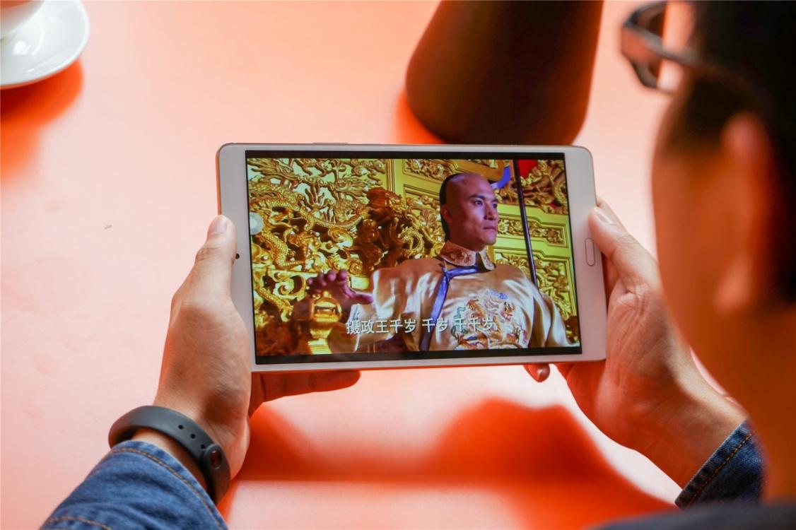 “沉浸式”视听盛宴:华为平板M3体验