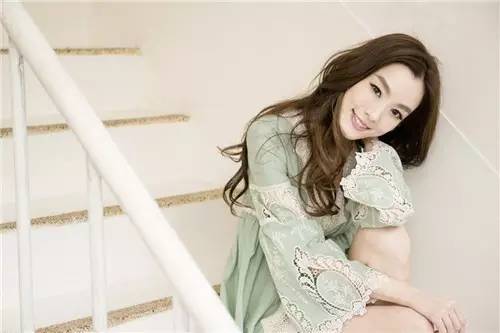 你的生日是所有爱你的人的节日,以后你的生日成为我们的纪念日