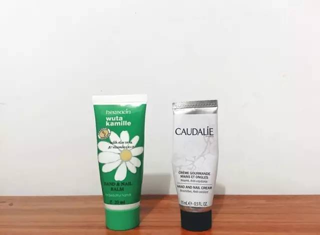 推荐一下最近很火的护肤品 (最近朋友推荐一款很好用的护肤品)