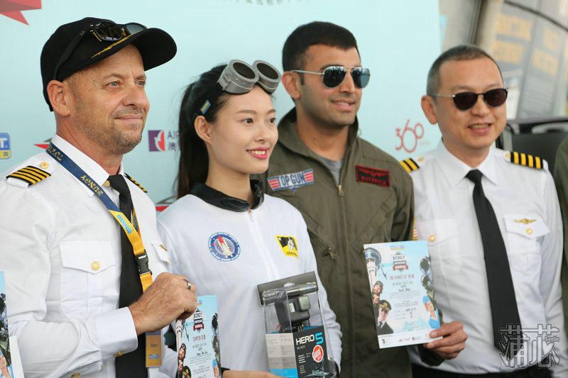 澳门旅游塔蹦极吃东西 (澳门旅游塔笨猪跳)