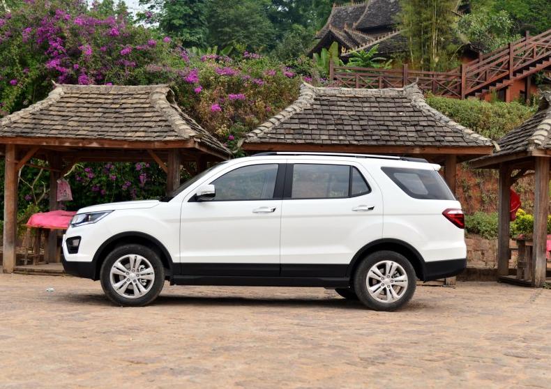 东风风光580和长安cx70哪个费油,风光s560和长安cx70哪个好