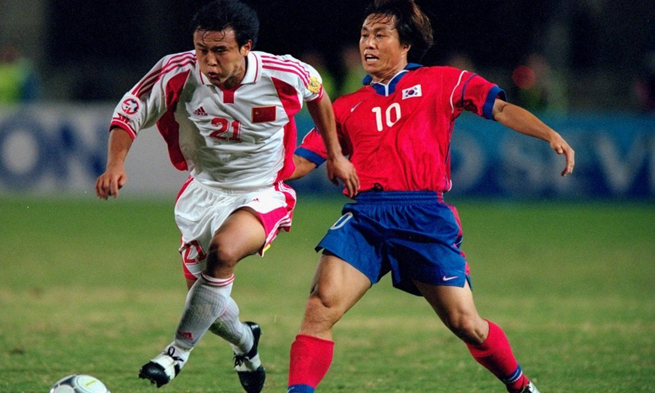 曾强突卡洛斯，被法尔考称最好中国球员，今或退役结束一个时代