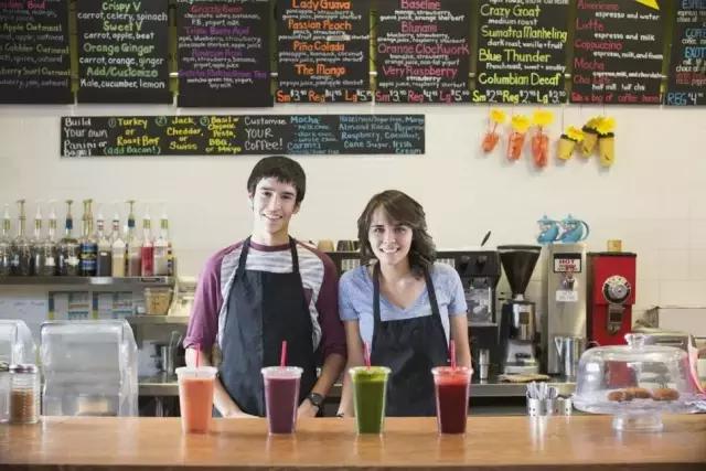 做微信食堂的学生已被遣返！身为留学*党**，这些“快钱”千万别挣！